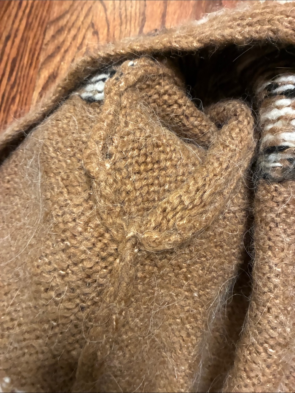 Black/Tan Patterned Button Cardigan - Picture 3 of 6